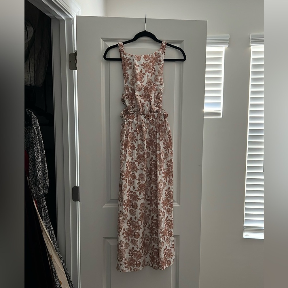 Petal and Pup Aubrey Cutout Midi Dress Size 2